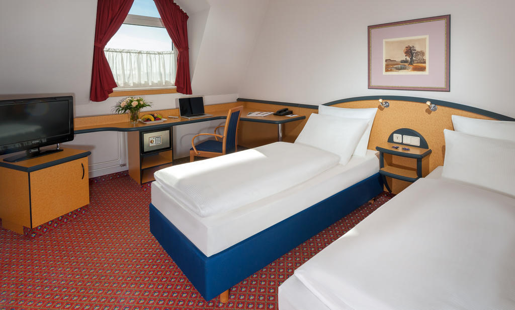 Dorint Airport-Hotel Berlin-Tegel Rum bild